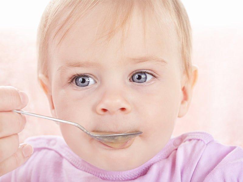 Introduction of solids and the development of food allergy - Babysense