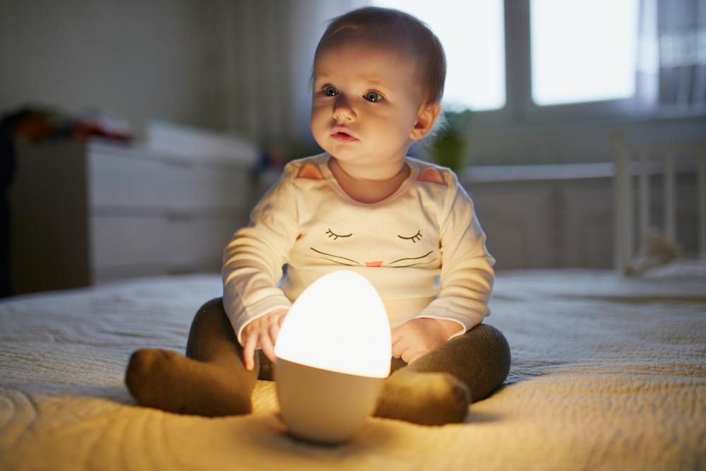 Should Babies Sleep with a Night Light? - Babysense