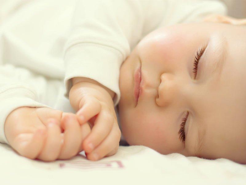 The correct sounds and smells for better sleep - Babysense