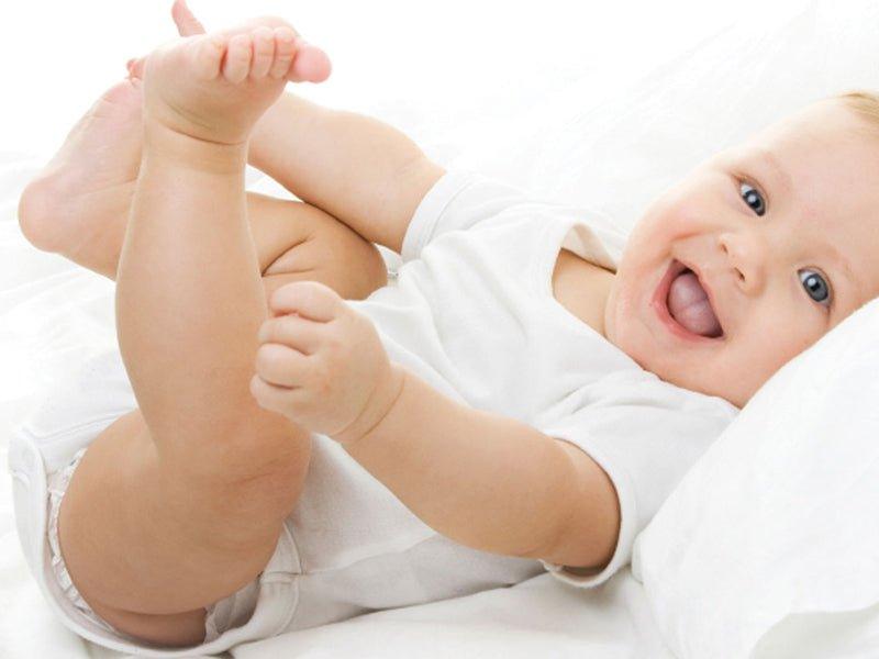Your baby’s development – rolling & sitting - Babysense